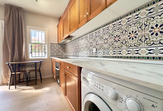 Resale - Bungalow - Orihuela Costa - La Regia