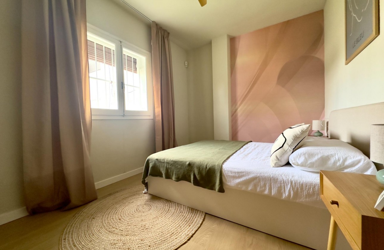 Resale - Bungalow - Orihuela Costa - La Regia