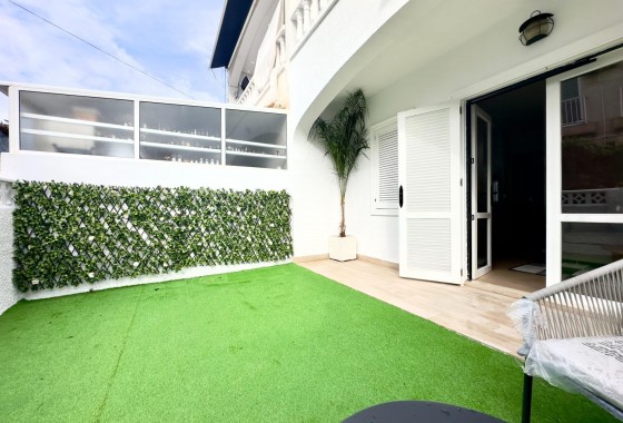 Resale - Bungalow - Orihuela Costa - La Regia