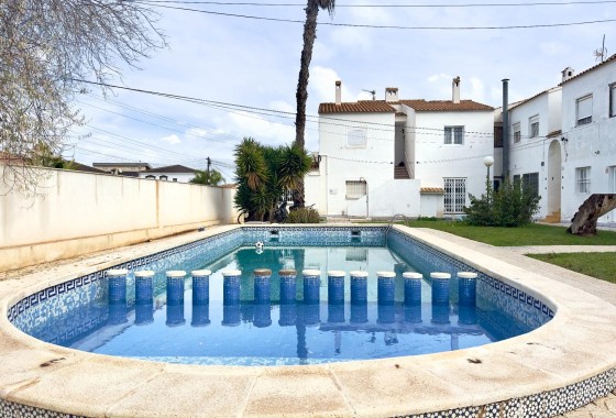 Resale - Bungalow - Orihuela Costa - La Regia