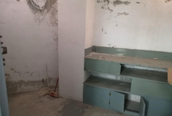 Reventa - Storeroom - Torrevieja - Estacion de autobuses