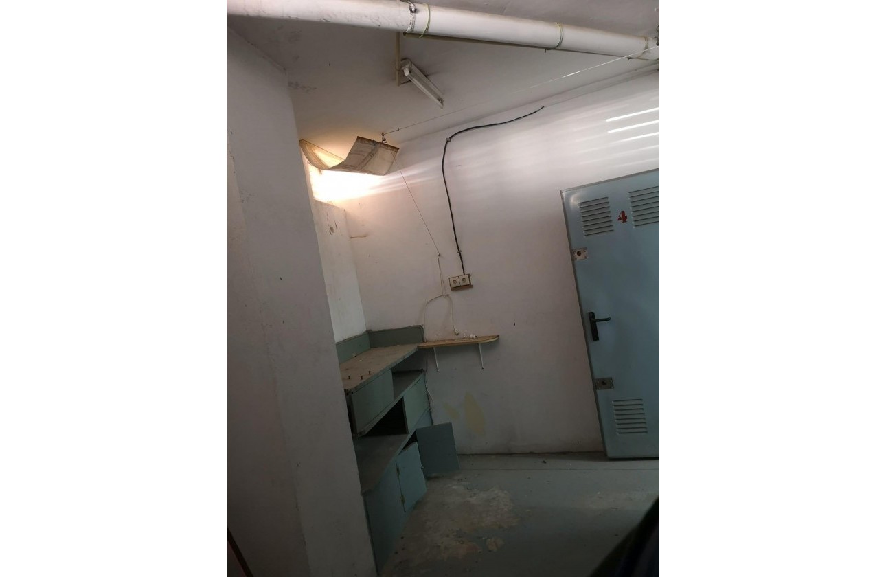 Reventa - Storeroom - Torrevieja - Estacion de autobuses