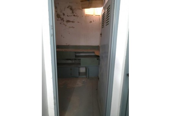 Reventa - Storeroom - Torrevieja - Estacion de autobuses