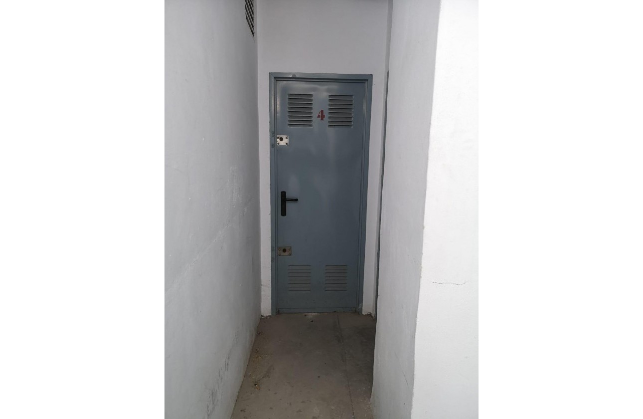 Reventa - Storeroom - Torrevieja - Estacion de autobuses