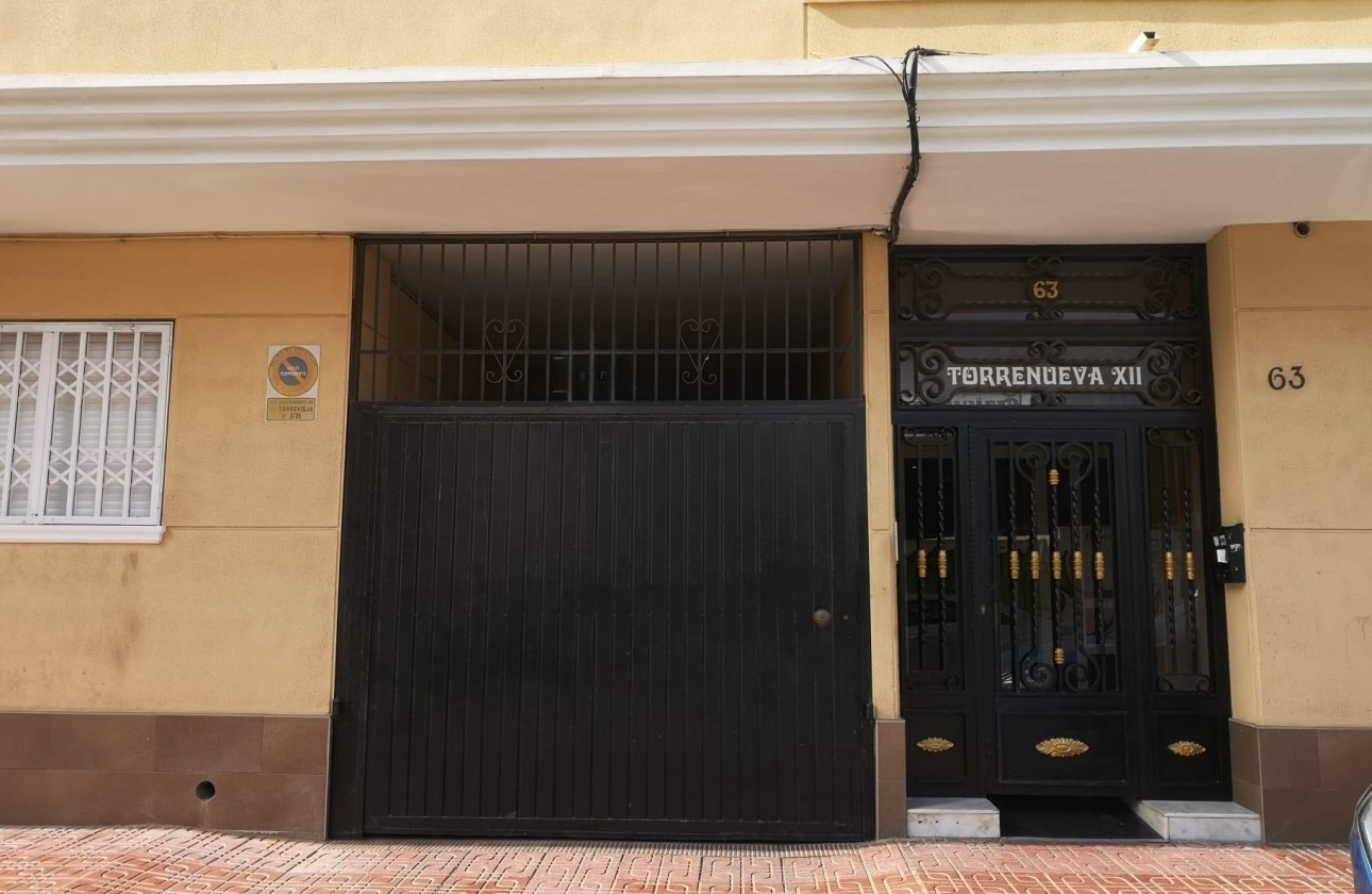 Reventa - Storeroom - Torrevieja - Estacion de autobuses