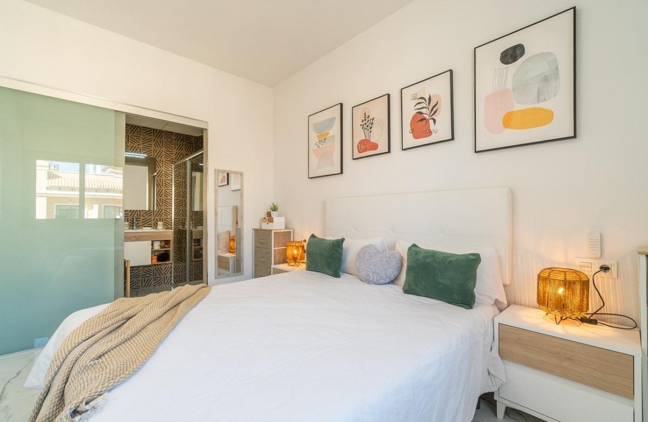 Revente - Appartement - Orihuela Costa - PAU 26