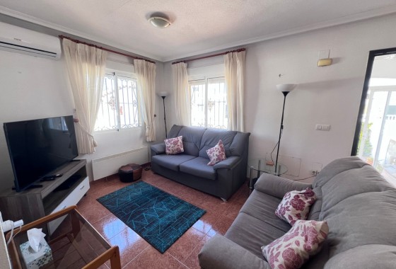 Revente - Villa - Orihuela - Entre Naranjos Vistabella