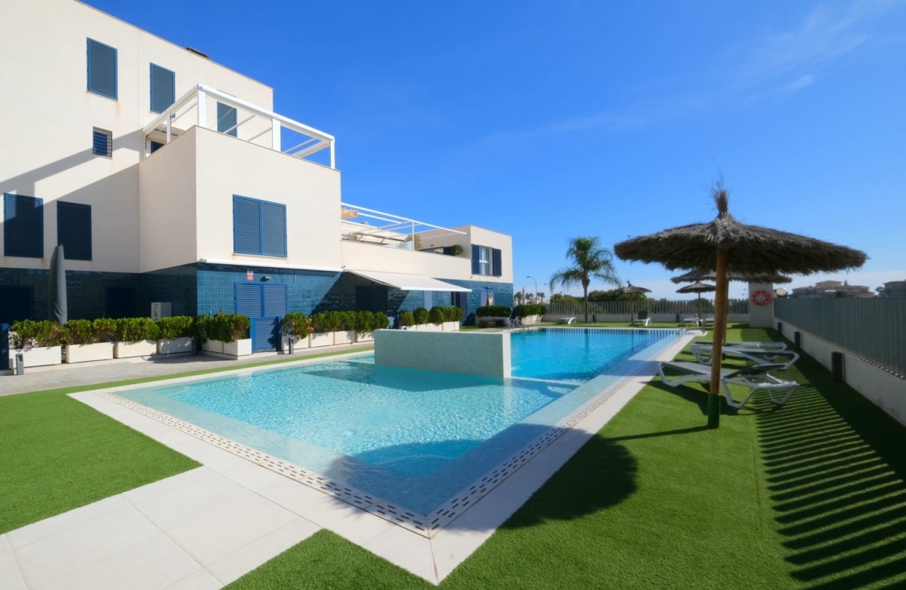 Reventa - Apartamento / piso - Playa Flamenca