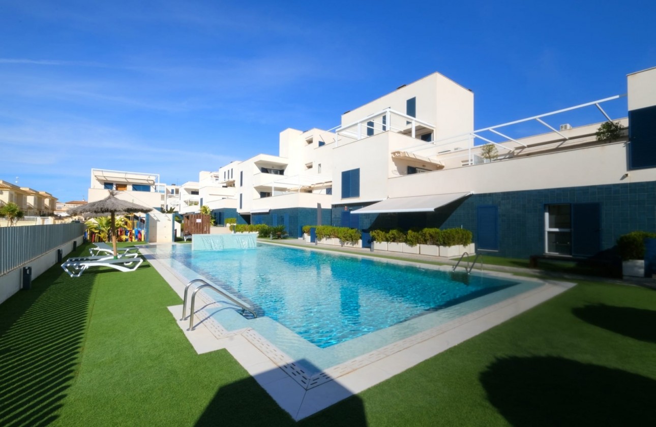 Reventa - Apartamento / piso - Playa Flamenca