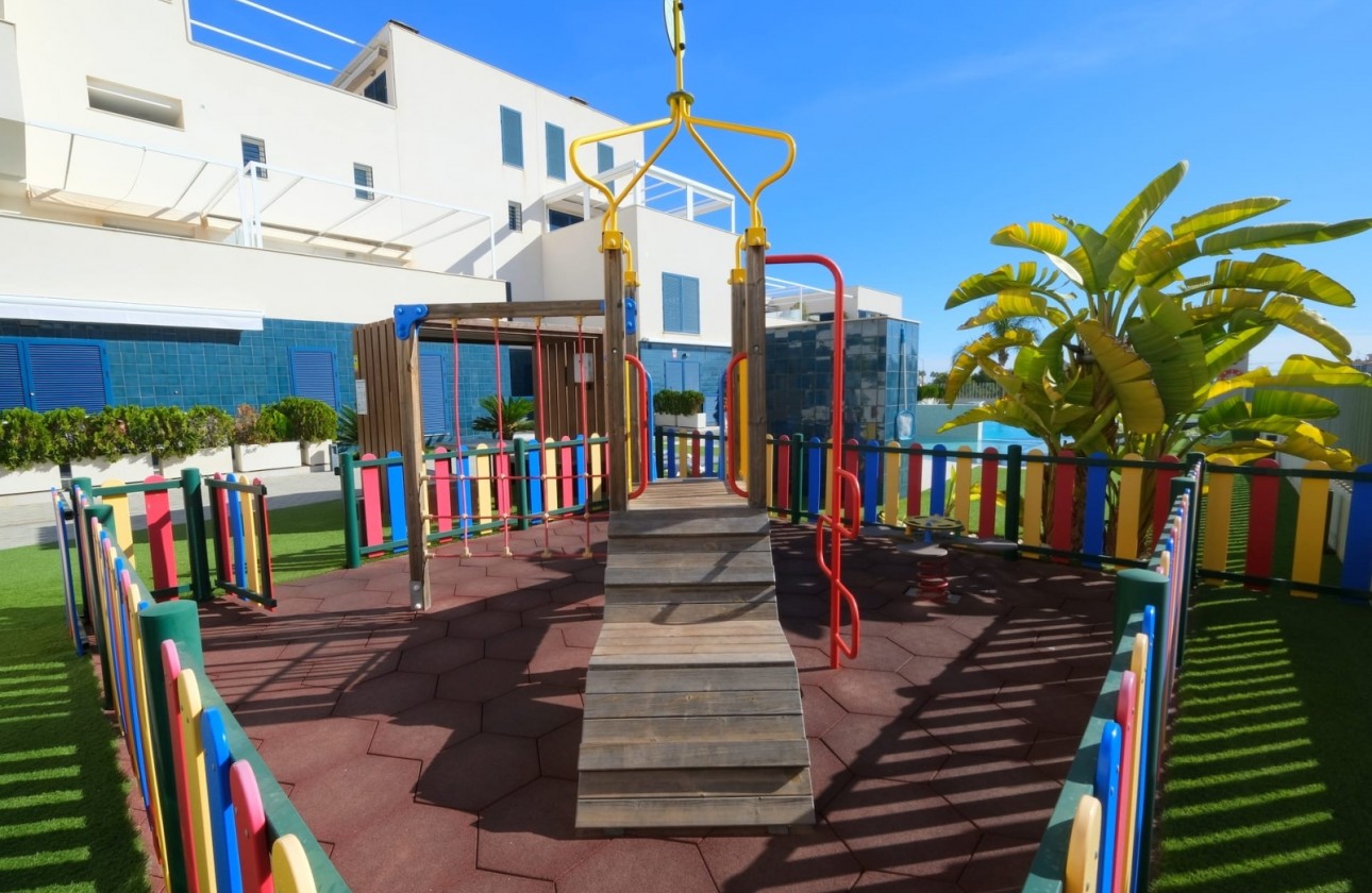 Reventa - Apartamento / piso - Playa Flamenca