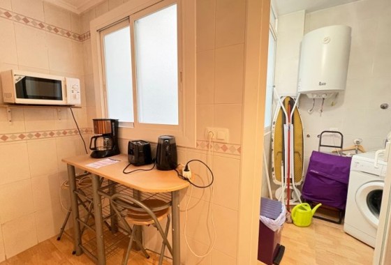 Reventa - Apartamento / piso - Torrevieja - torrevieja