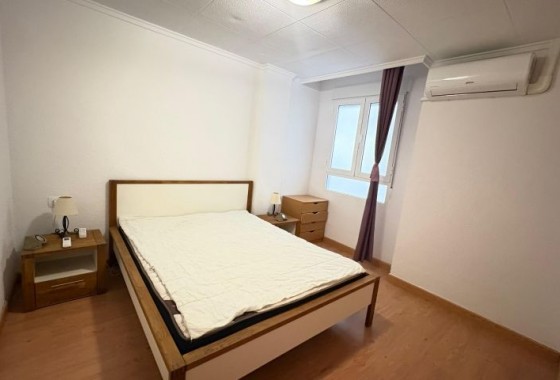 Reventa - Apartamento / piso - Torrevieja - torrevieja