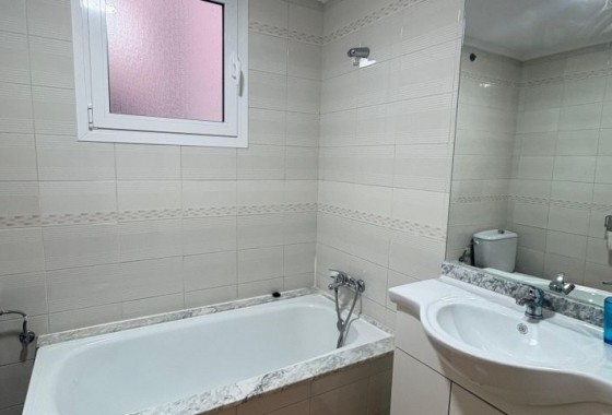 Reventa - Apartamento / piso - Torrevieja - torrevieja