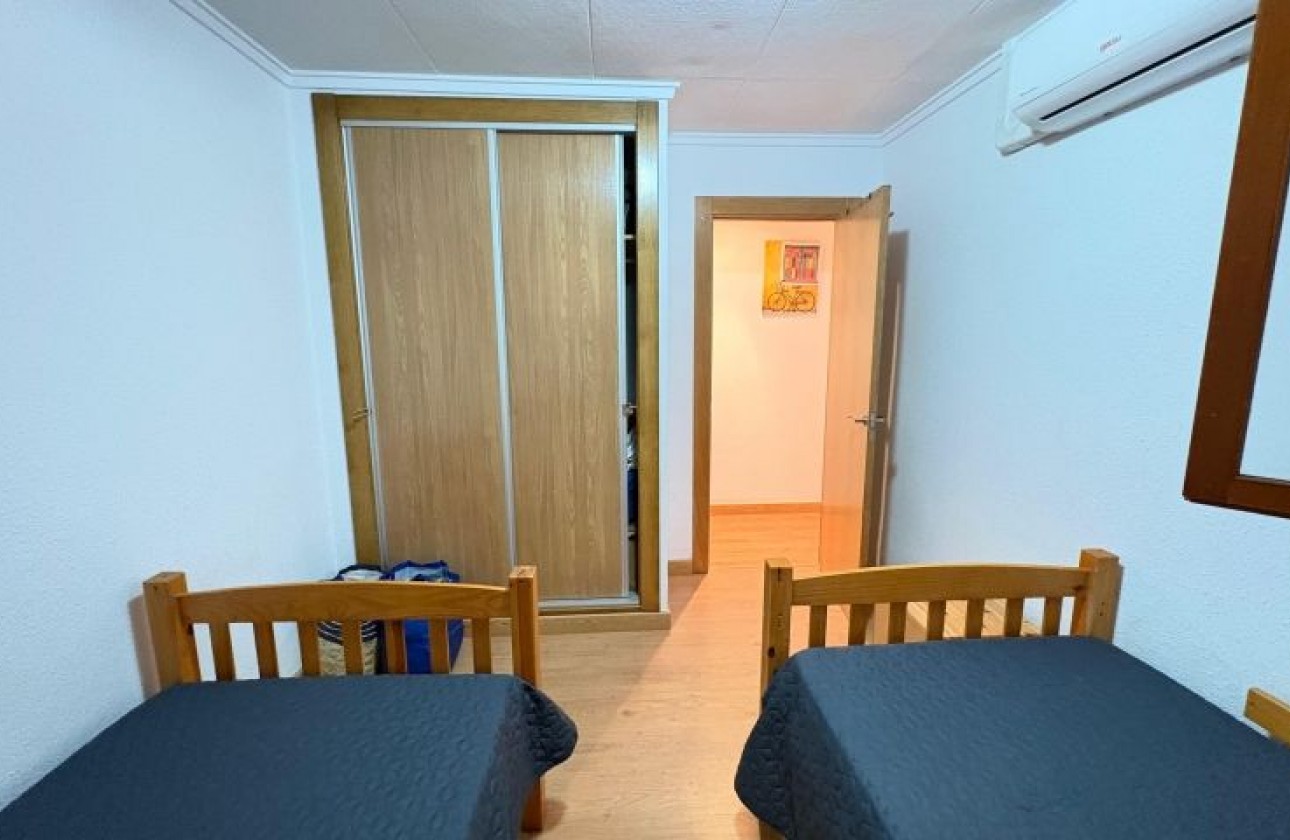 Reventa - Apartamento / piso - Torrevieja - torrevieja