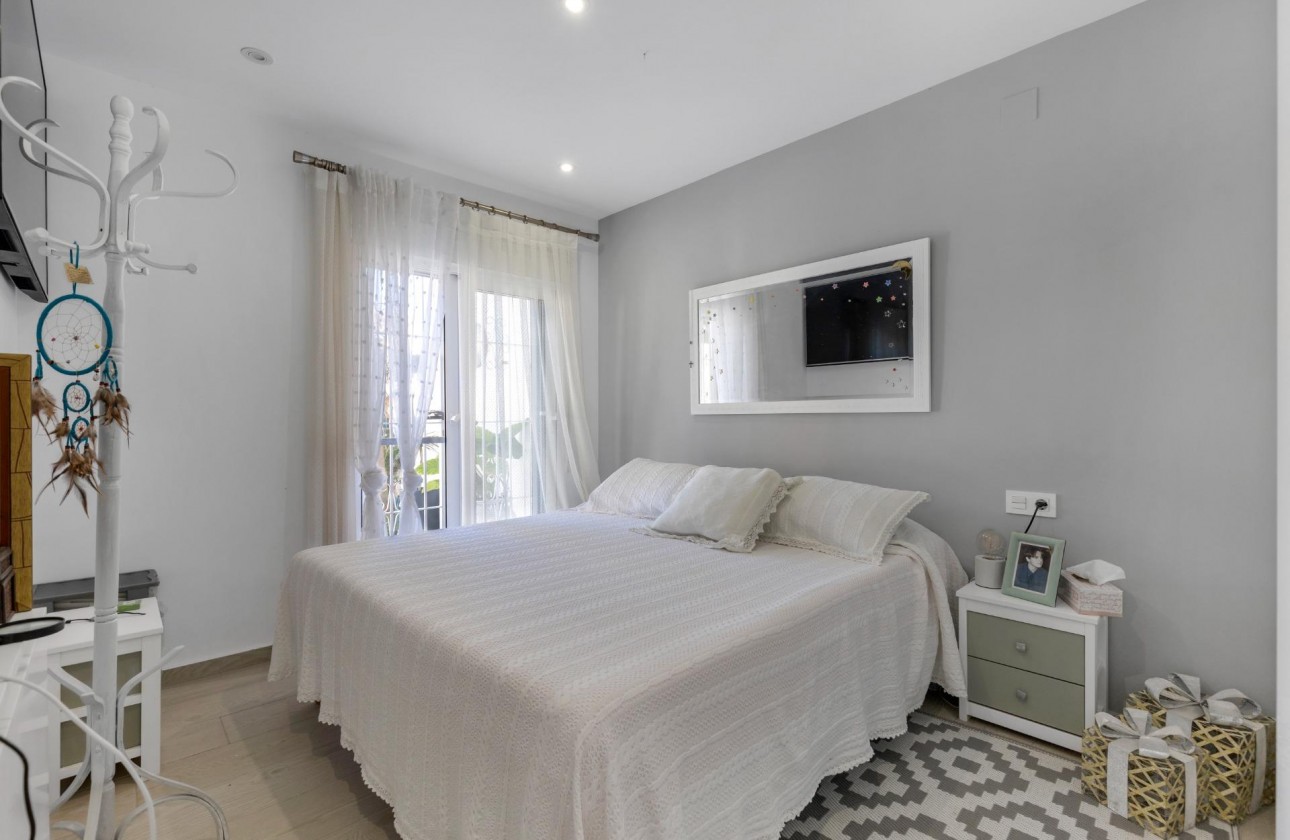 Revente - Bungalow - Guardamar del Segura - Urbanizaciones