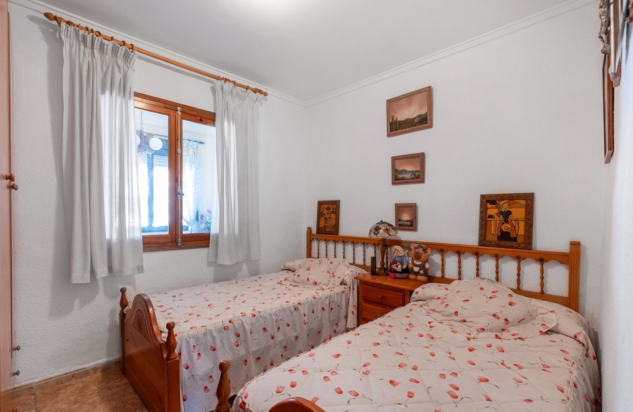 Resale - Bungalow - Torrevieja - Torretas
