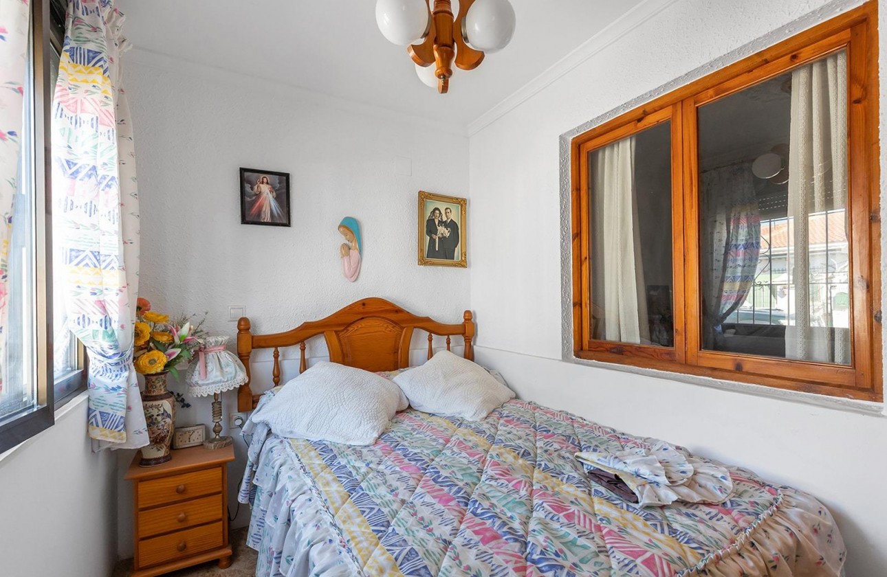 Resale - Bungalow - Torrevieja - Torretas