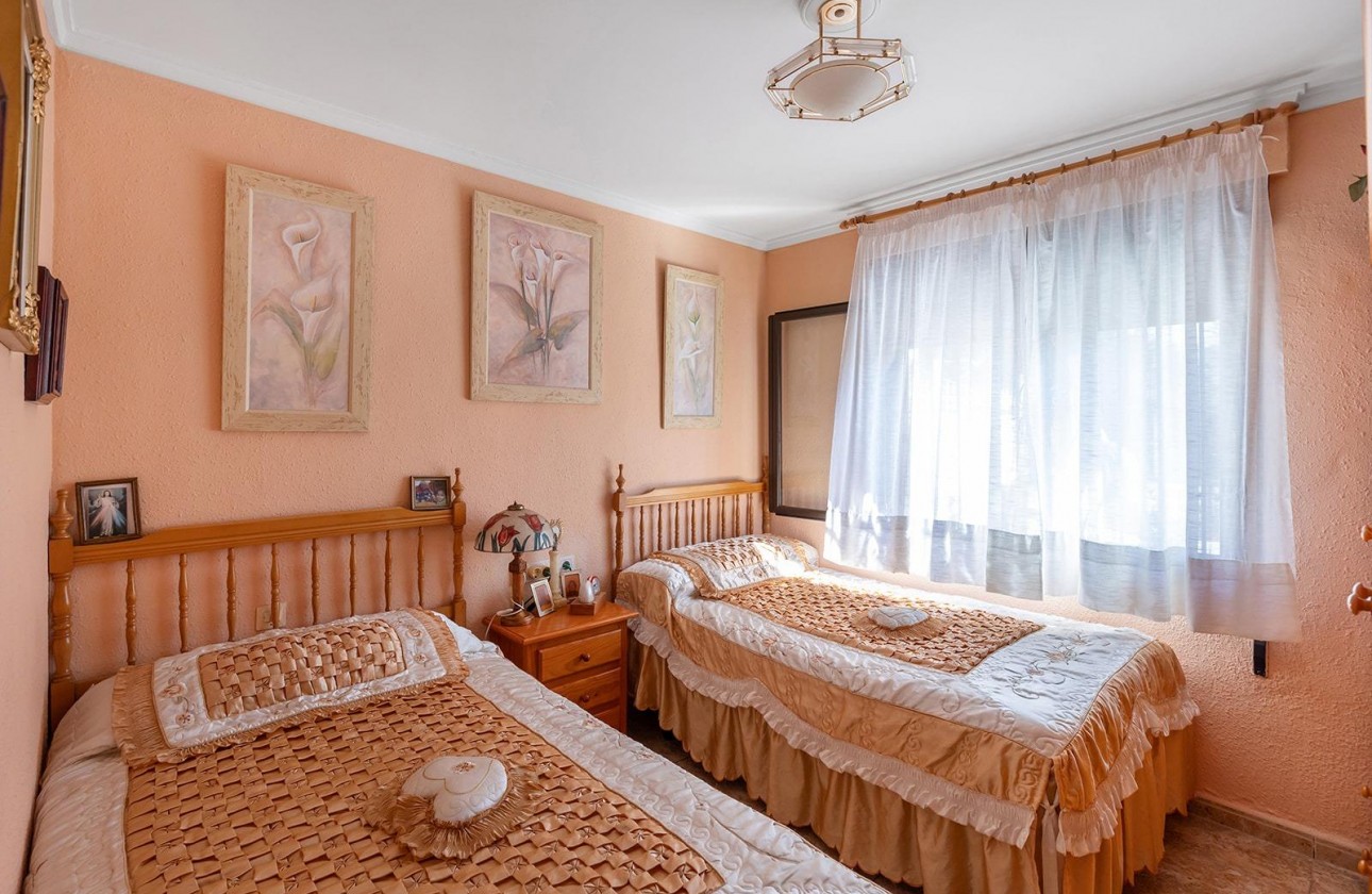 Resale - Bungalow - Torrevieja - Torretas