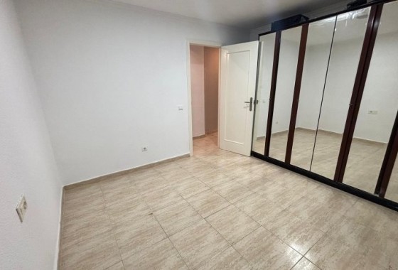 Reventa - Apartamento / piso - Torrevieja - torrevieja