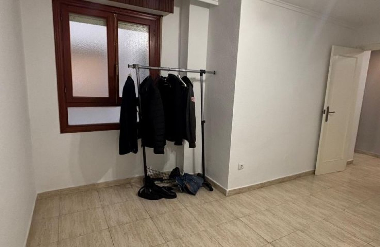 Reventa - Apartamento / piso - Torrevieja - torrevieja