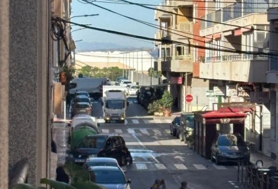 Reventa - Apartamento / piso - Torrevieja - torrevieja