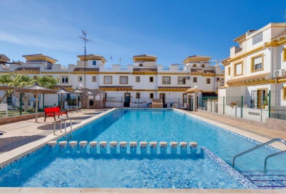 Resale - Villa - Torrevieja