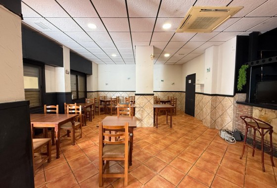 Reventa - Comercial - Torrevieja - Estacion de autobuses