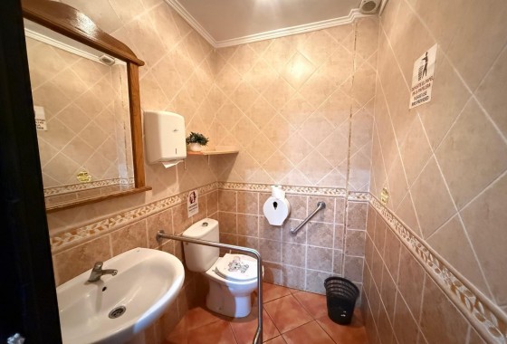 Reventa - Comercial - Torrevieja - Estacion de autobuses