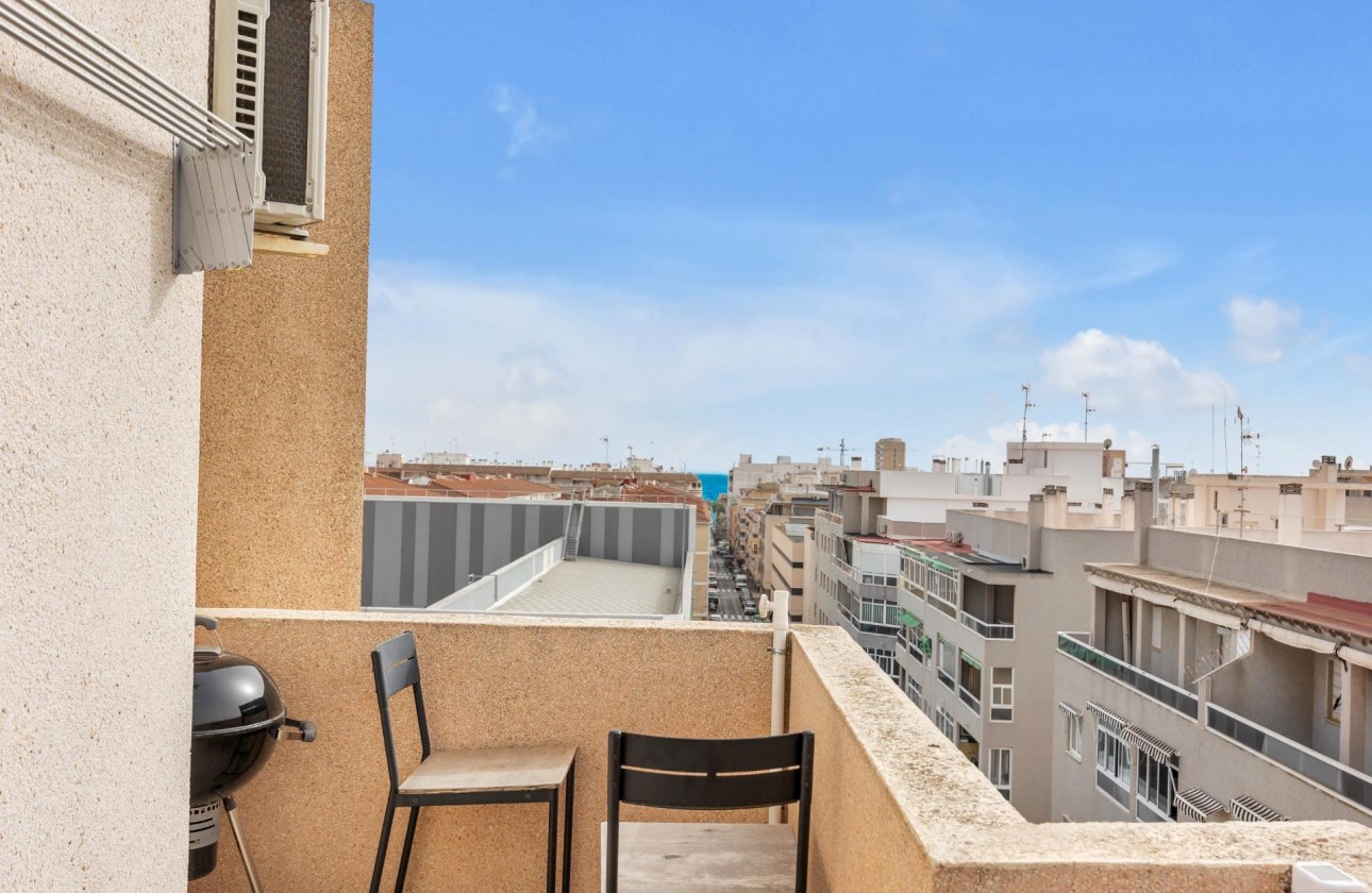 Revente - Attique - Torrevieja - Estacion de autobuses