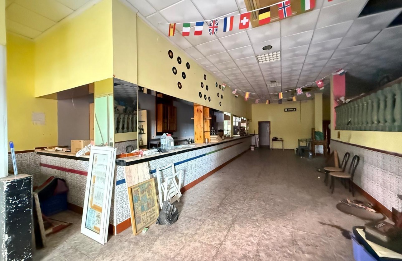 Revente - Commercial - Torrevieja - Playa del cura