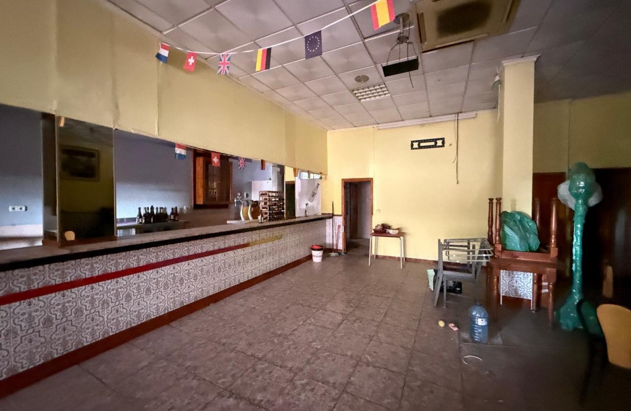 Revente - Commercial - Torrevieja - Playa del cura