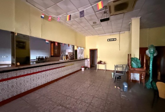 Revente - Commercial - Torrevieja - Playa del cura