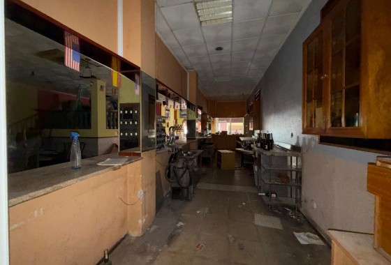 Revente - Commercial - Torrevieja - Playa del cura