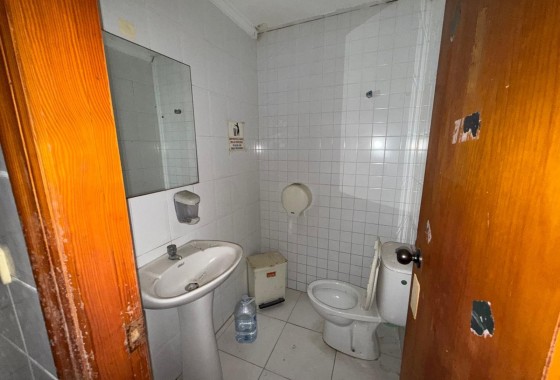 Revente - Commercial - Torrevieja - Playa del cura