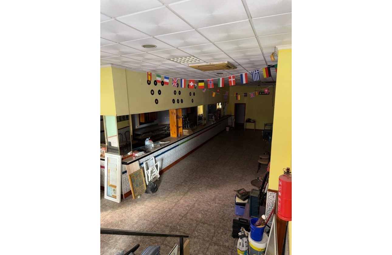 Revente - Commercial - Torrevieja - Playa del cura