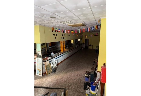 Revente - Commercial - Torrevieja - Playa del cura