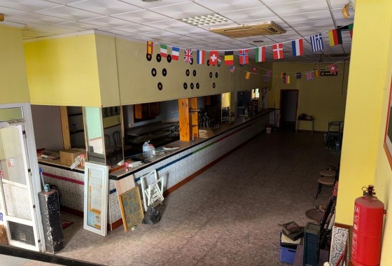Revente - Commercial - Torrevieja - Playa del cura