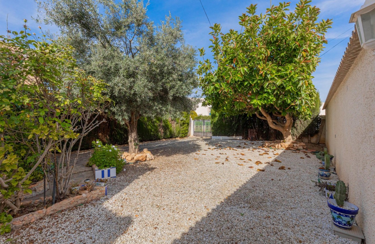 Revente - Villa - Torrevieja - El chaparral
