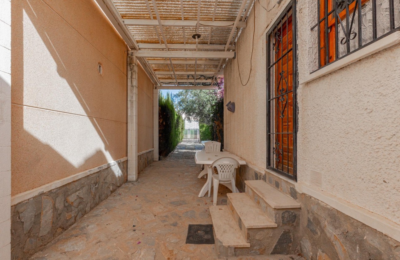 Revente - Villa - Torrevieja - El chaparral