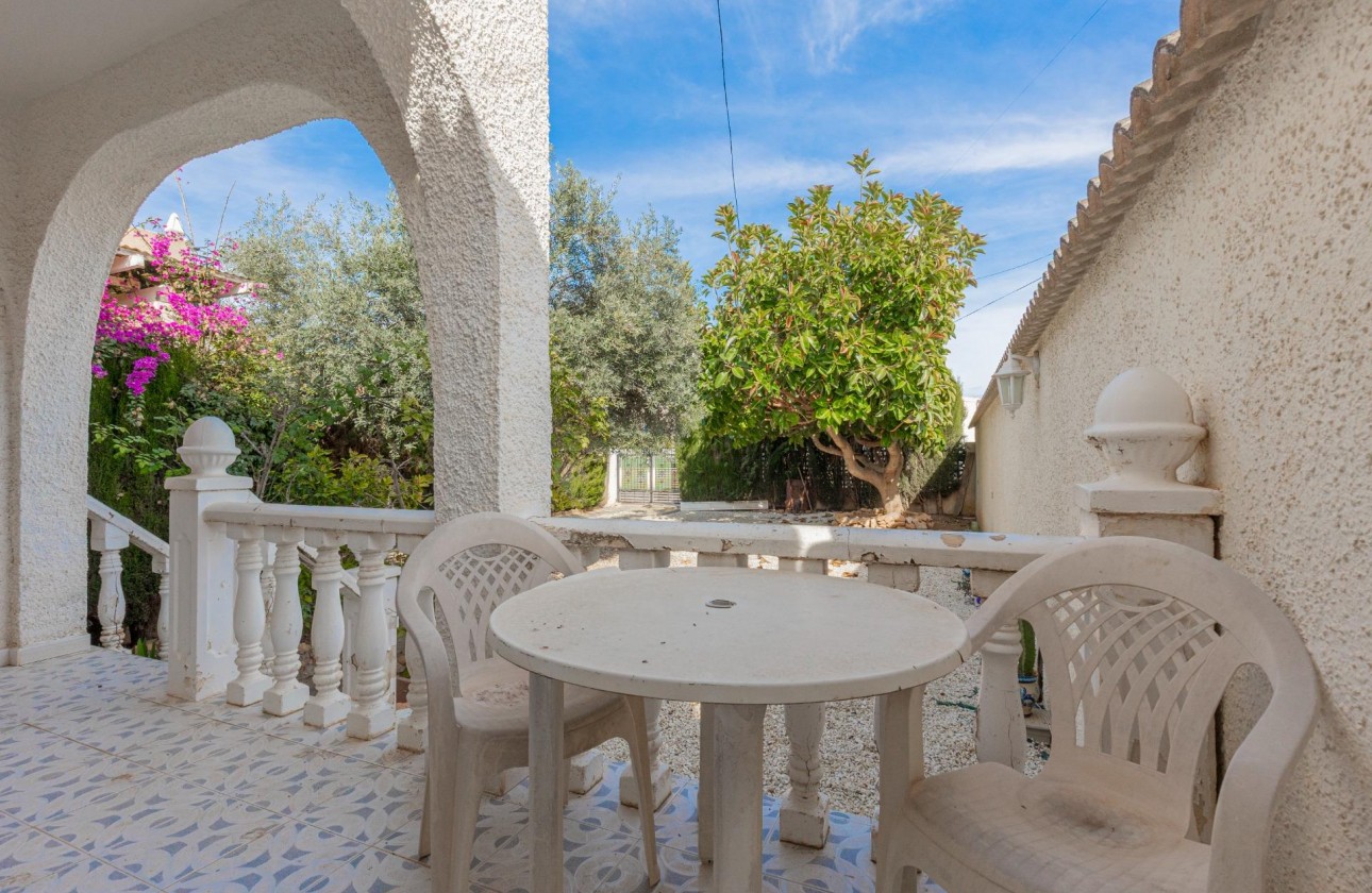 Revente - Villa - Torrevieja - El chaparral