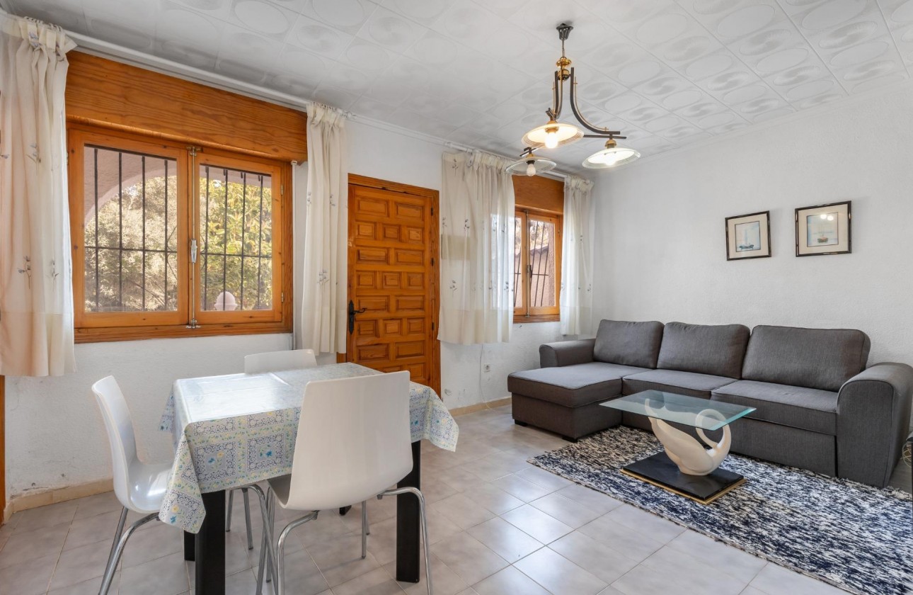 Revente - Villa - Torrevieja - El chaparral