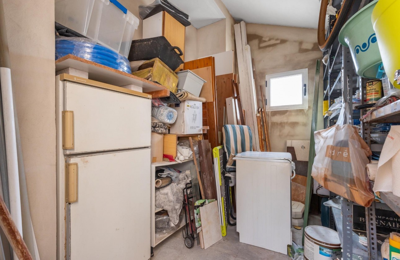 Revente - Villa - Torrevieja - El chaparral