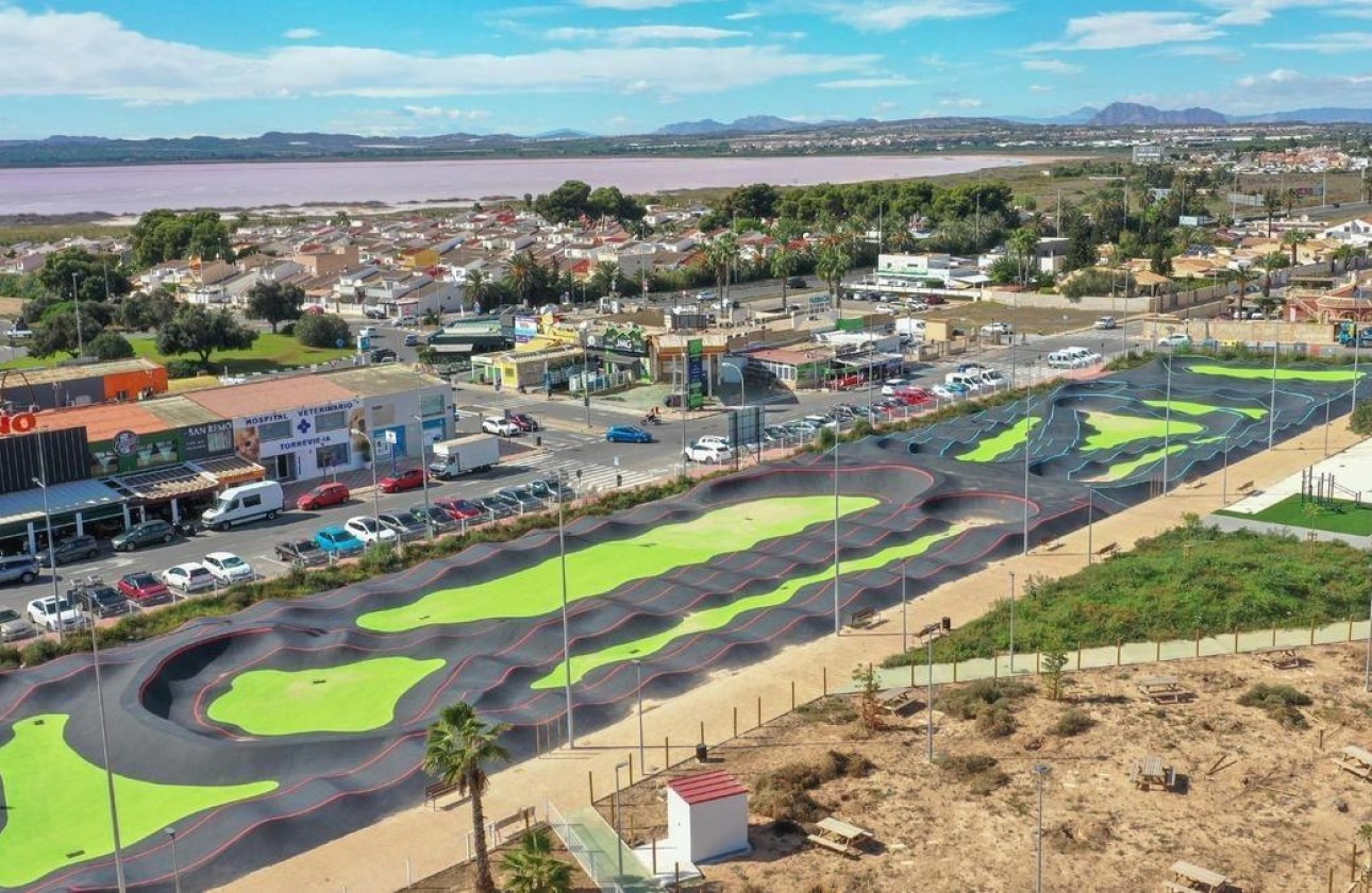 Revente - Villa - Torrevieja - El chaparral