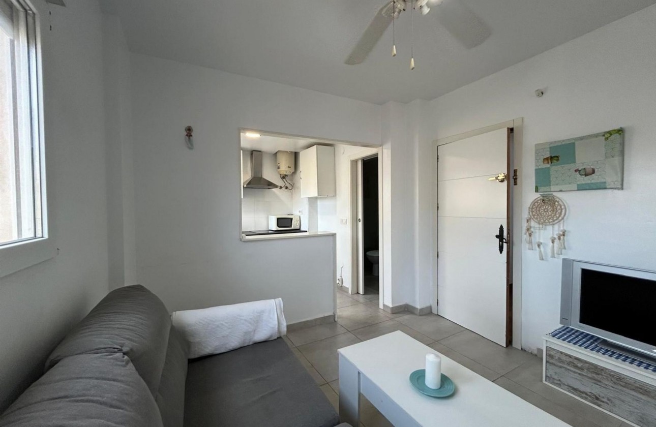 Reventa - Estudio - Torrevieja - PLAYA NAUFRAGOS