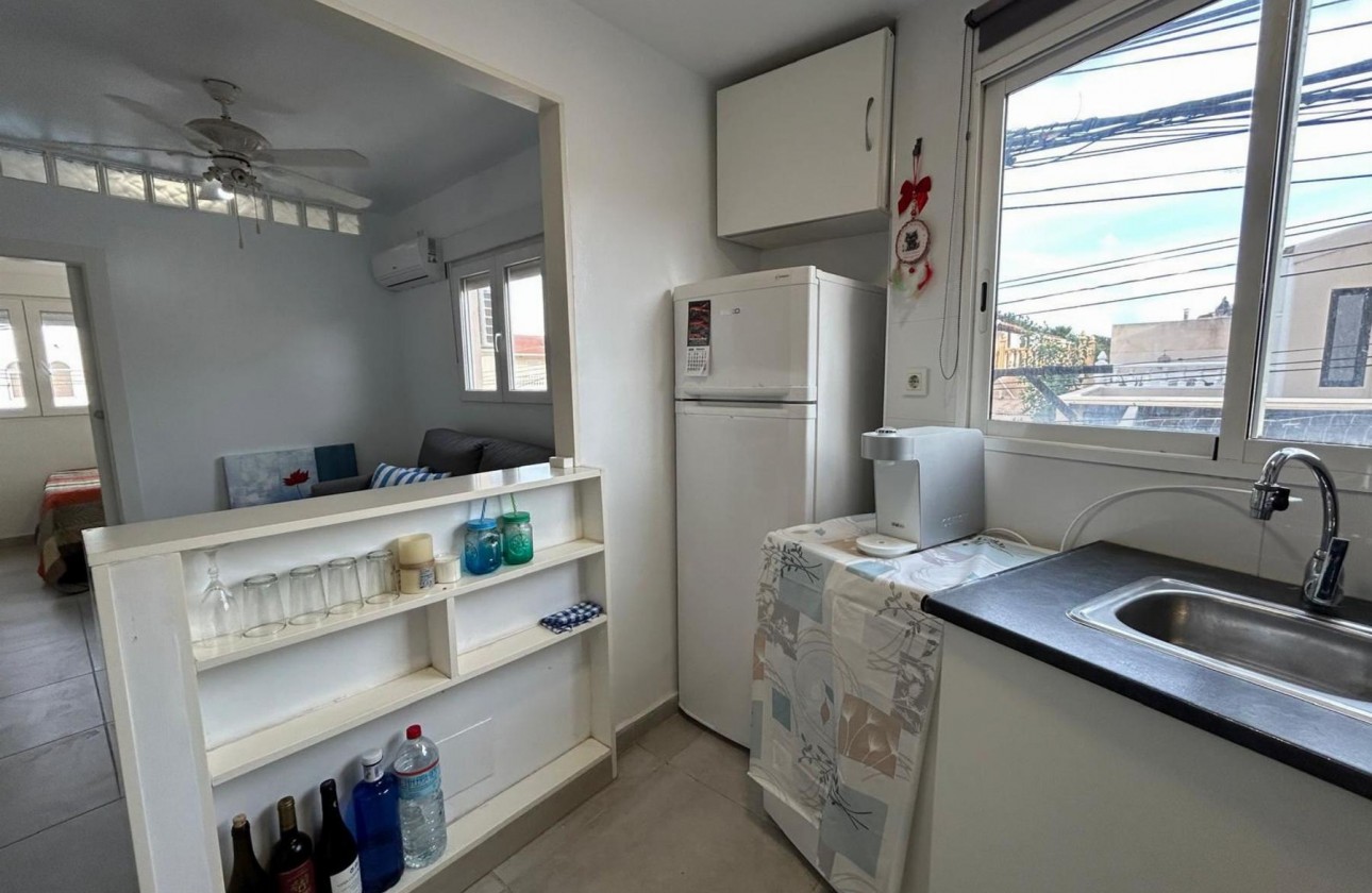 Reventa - Estudio - Torrevieja - PLAYA NAUFRAGOS