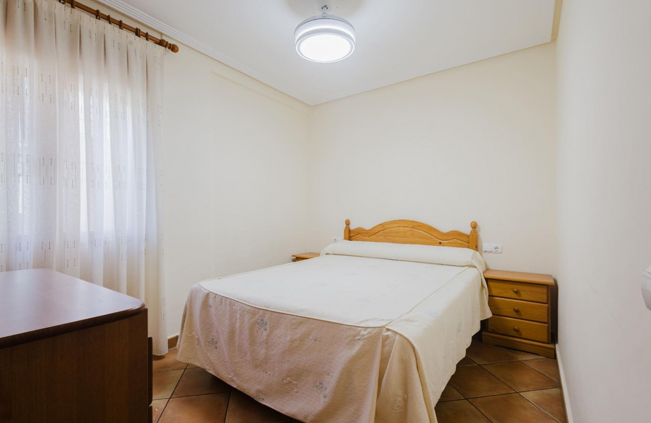 Revente - Bungalow - Torrevieja - PLAYA DE LA MATA