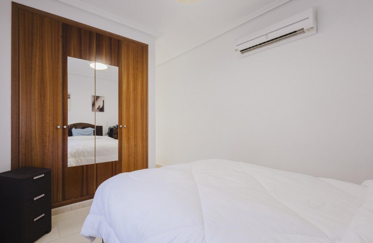 Revente - Villa - Torrevieja - Aguas Nuevas