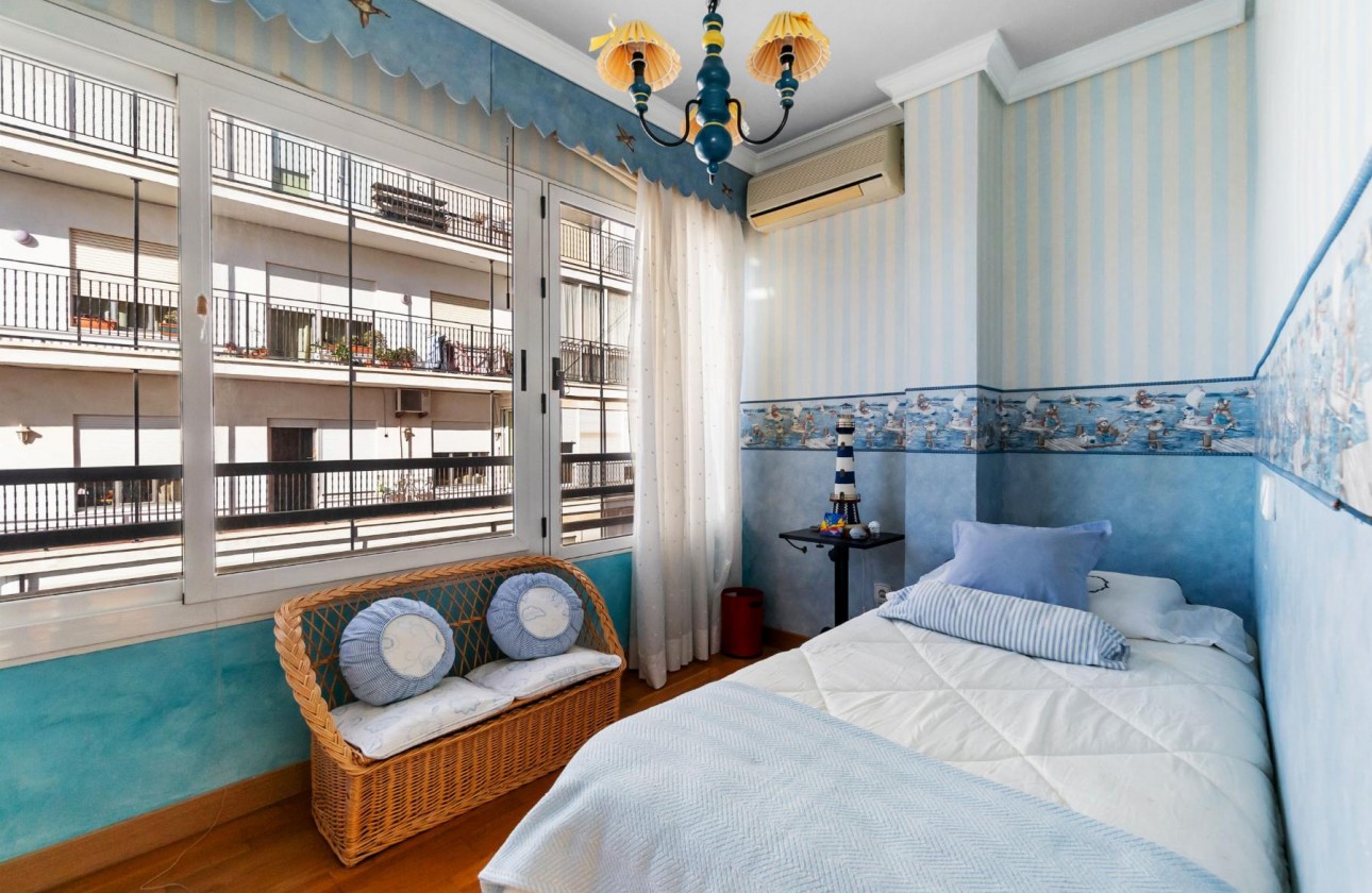 Revente - Appartement - Torrevieja - CLUB NAUTICO TORREVIEJA