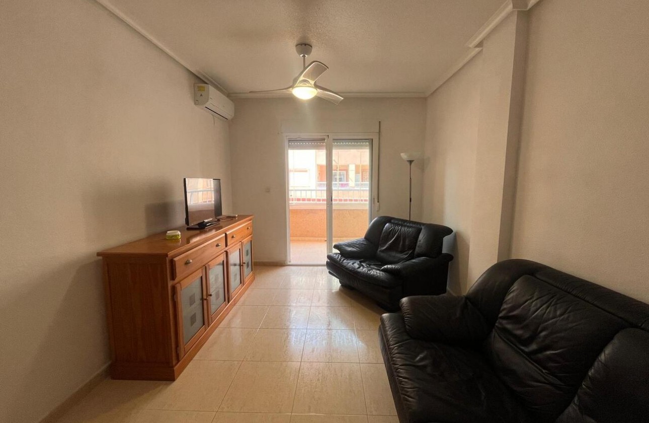 Reventa - Apartamento / piso - Algorfa