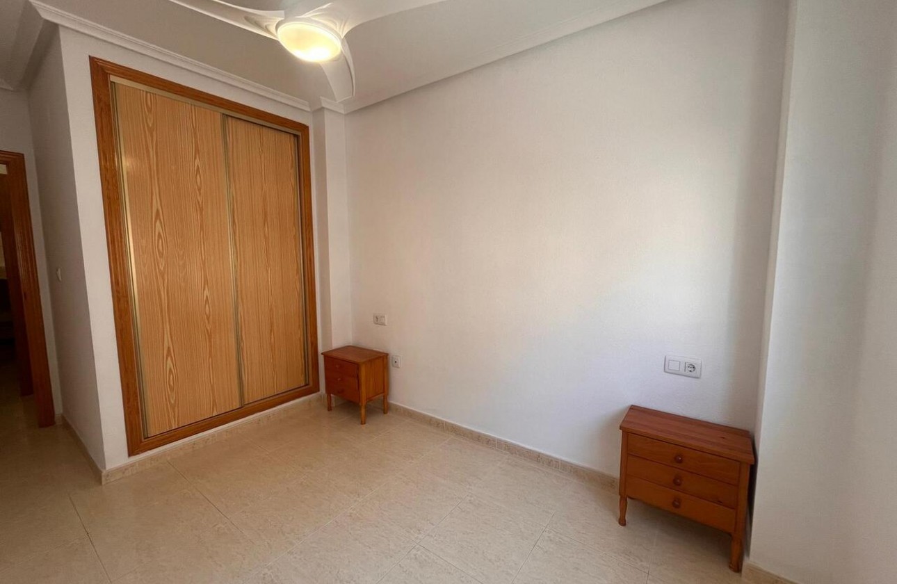 Reventa - Apartamento / piso - Algorfa